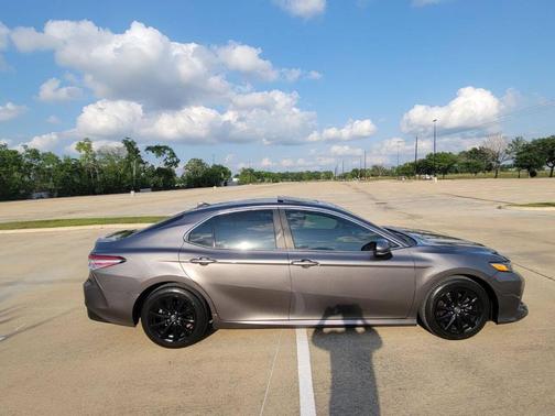 2019 Toyota Camry LE