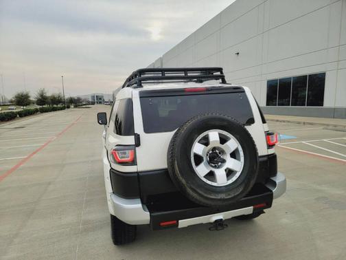 2012 Toyota FJ Cruiser Base