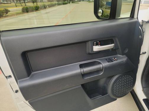 2012 Toyota FJ Cruiser Base