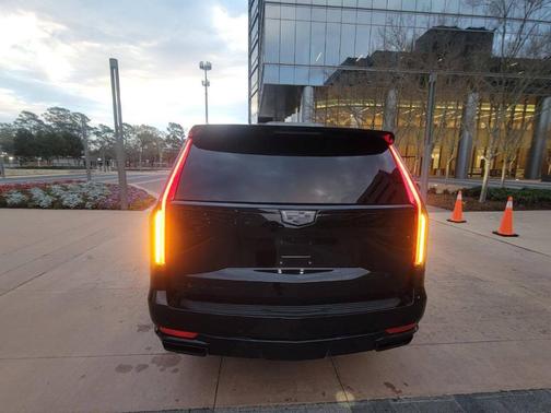 2021 Cadillac Escalade ESV Sport