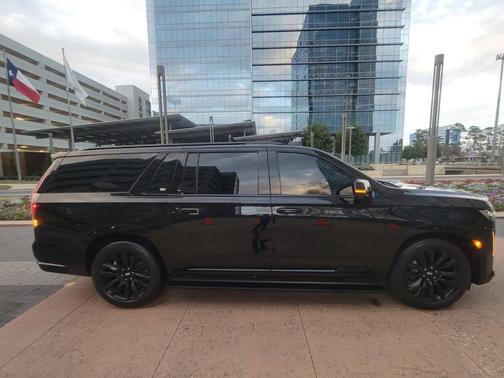 2021 Cadillac Escalade ESV Sport