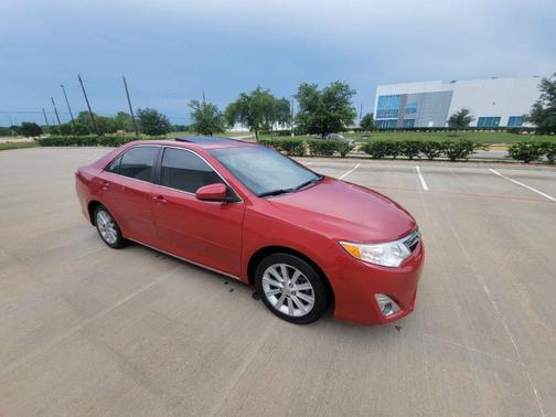 2014 Toyota Camry XLE