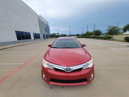 2014 Toyota Camry XLE