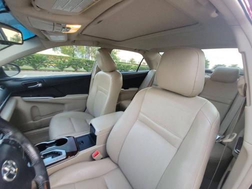 2014 Toyota Camry XLE