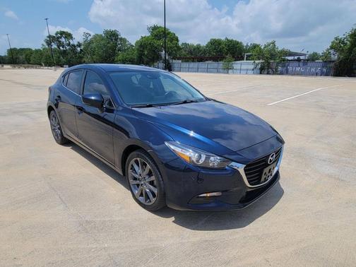 2018 Mazda Mazda3 Touring