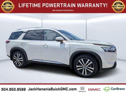 Pearl White Tricoat 2023 Nissan Pathfinder Platinum 4WD