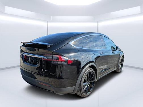 2018 Tesla Model X 75D