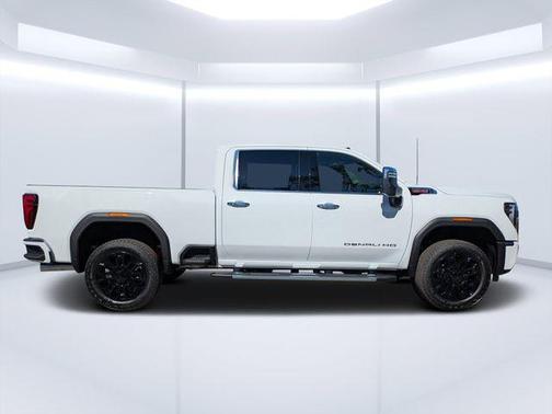 Summit White 2026 GMC Sierra 2500 Denali