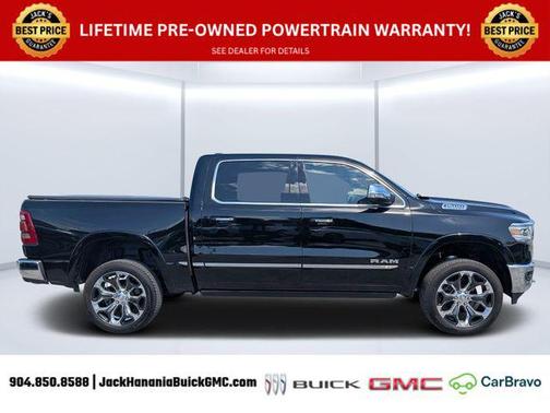 Diamond Black Crystal Pearlcoat 2019 RAM 1500 Limited