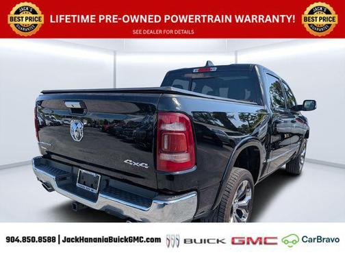 Diamond Black Crystal Pearlcoat 2019 RAM 1500 Limited