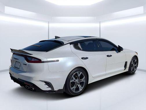 Snow White Pearl 2020 Kia Stinger GT-Line