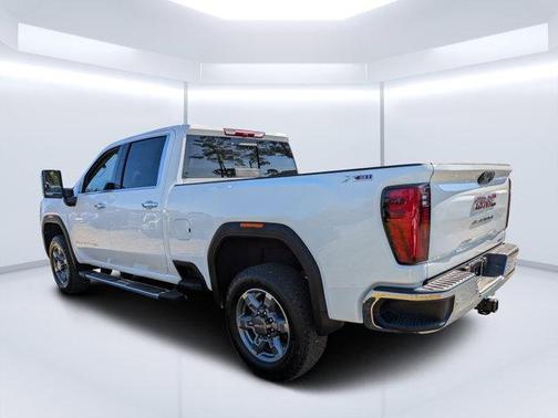 2026 GMC Sierra 2500 SLT