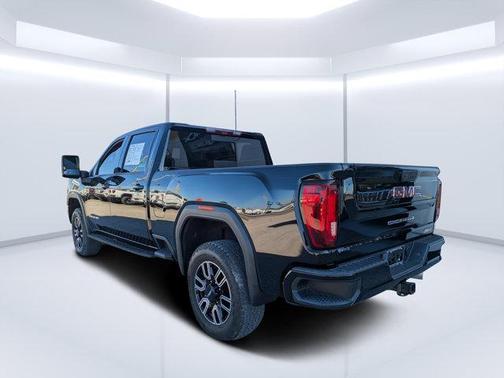 2022 GMC Sierra 2500 AT4