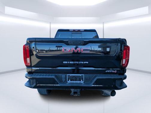 2022 GMC Sierra 2500 AT4
