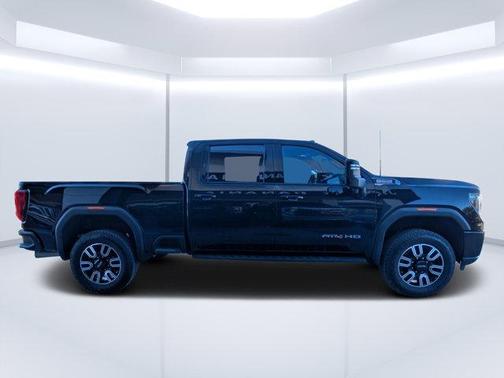 2022 GMC Sierra 2500 AT4