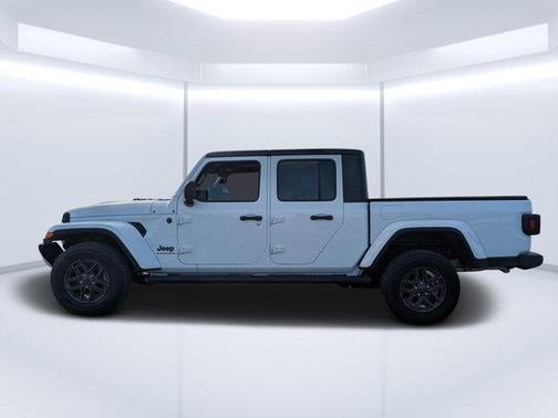 2024 Jeep Gladiator Sport S
