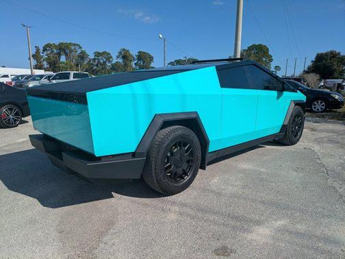 2024 Tesla Cybertruck All-Wheel Drive