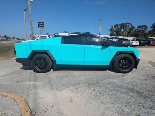 2024 Tesla Cybertruck All-Wheel Drive