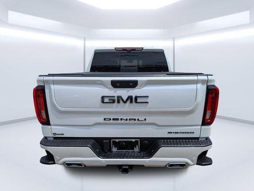 White Frost Tricoat 2022 GMC Sierra 1500 Denali Ultimate