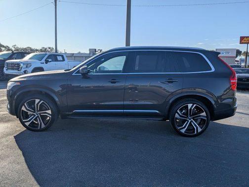 2024 Volvo XC90 B6 Ultimate Bright Theme 7-Seater