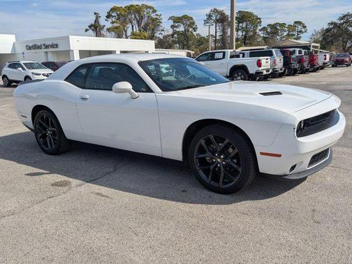 2022 Dodge Challenger SXT