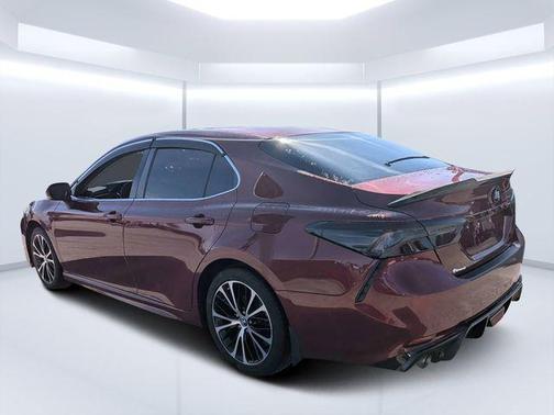 Ruby Flare Pearl 2018 Toyota Camry SE