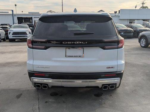 2026 GMC Acadia Denali
