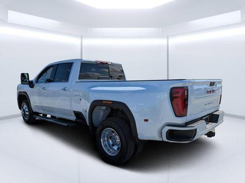 Glacier White Tricoat 2026 GMC Sierra 3500 Denali