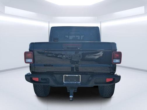 2022 Jeep Gladiator Sport S