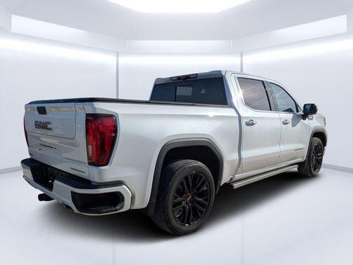 White Frost Tricoat 2021 GMC Sierra 1500 Denali