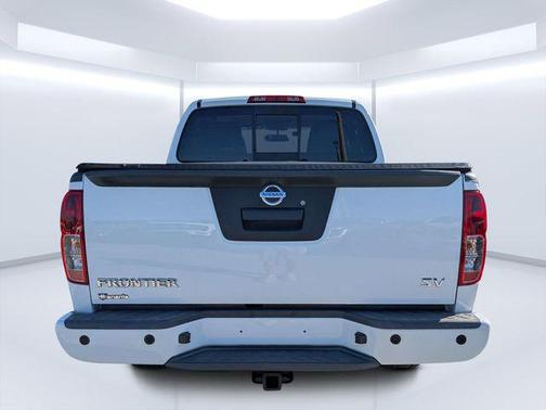 Glacier White 2020 Nissan Frontier SV