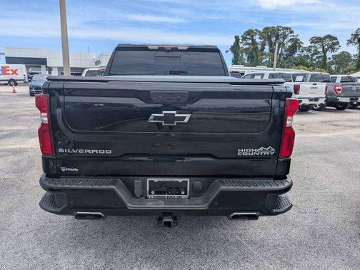 Black 2021 Chevrolet Silverado 1500 High Country