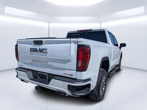 Summit White 2022 GMC Sierra 1500 AT4