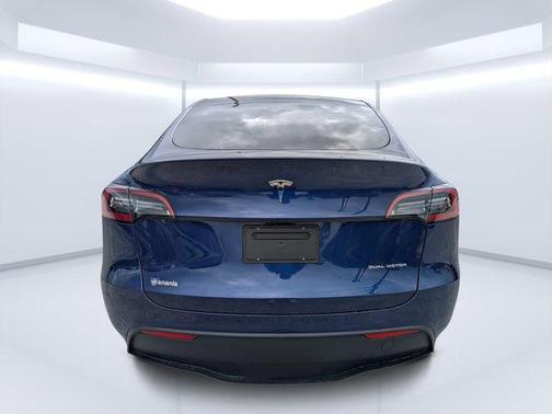 Deep Blue Metallic 2023 Tesla Model Y Long Range Dual Motor All-Wheel Drive