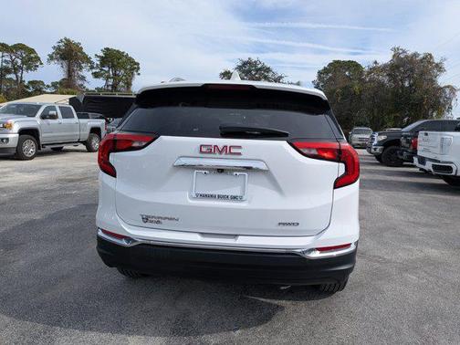 2020 GMC Terrain SLT