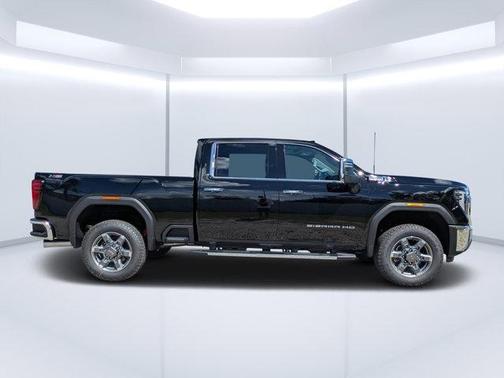 2026 GMC Sierra 2500 SLT