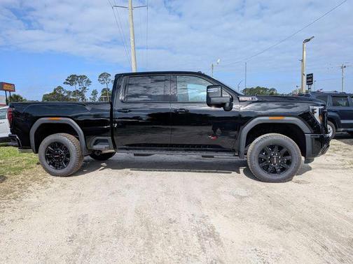 2026 GMC Sierra 2500 AT4