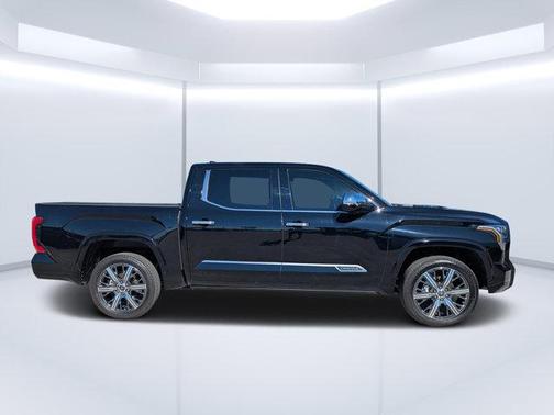 2023 Toyota Tundra Hybrid Capstone