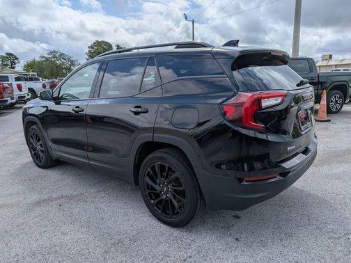 Ebony Twilight Metallic 2023 GMC Terrain SLT