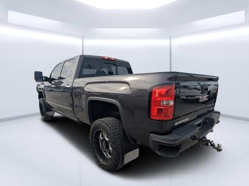 2016 GMC Sierra 2500 Denali