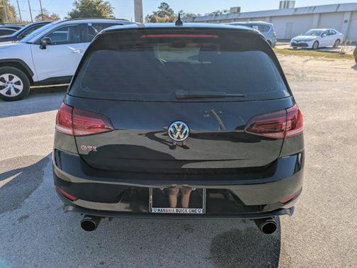 2021 Volkswagen Golf GTI 2.0T SE DSG