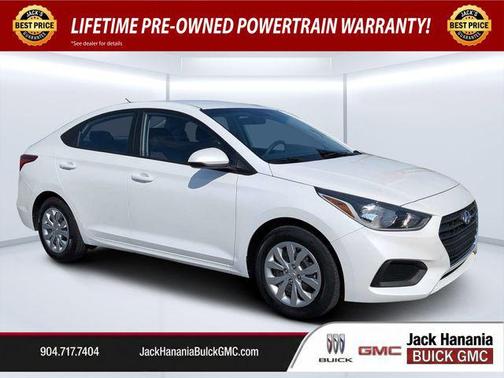 Frost White Pearl 2018 Hyundai Accent SE