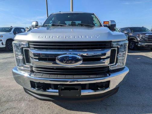 INGOT SILVER METALLIC 2019 Ford F-250 XLT