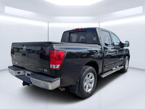 Galaxy Black Metallic 2014 Nissan Titan SV