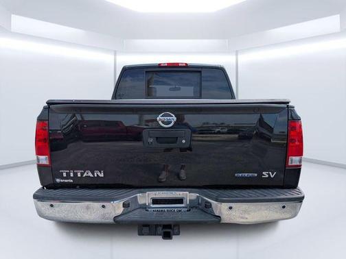 Galaxy Black Metallic 2014 Nissan Titan SV