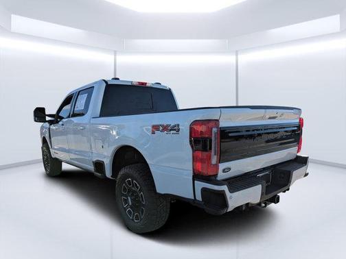 2025 Ford F-350 Platinum