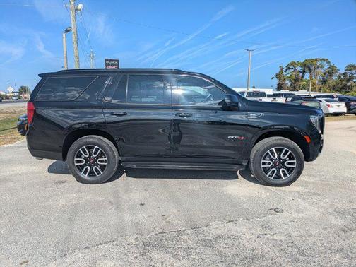 2021 GMC Yukon 4WD AT4