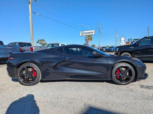 2024 Chevrolet Corvette Stingray w/2LT