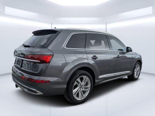 Gray Metallic 2021 Audi Q7 55 Premium Plus