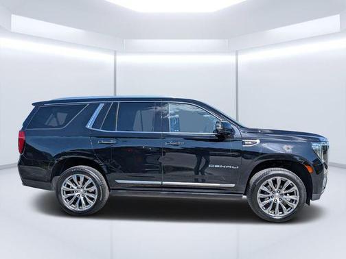 Onyx Black 2022 GMC Yukon Denali